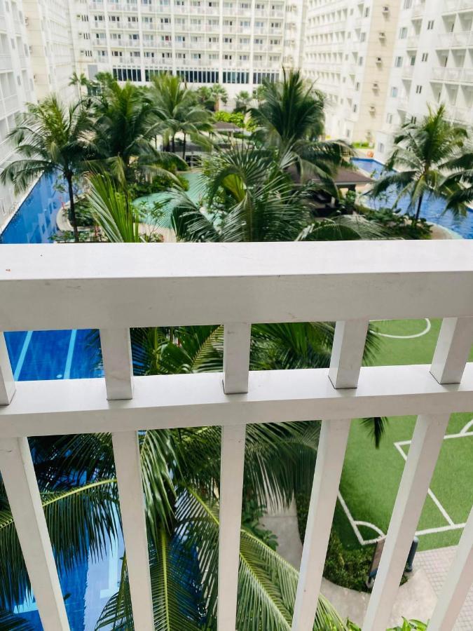 Shore Residence D7 Near Mall Of Asia & Airport Манила Экстерьер фото